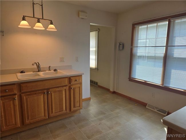 74 Kimberly Ave, Home with 4 bedrooms, 2 bathrooms and null parking in Buffalo NY | Image 11
