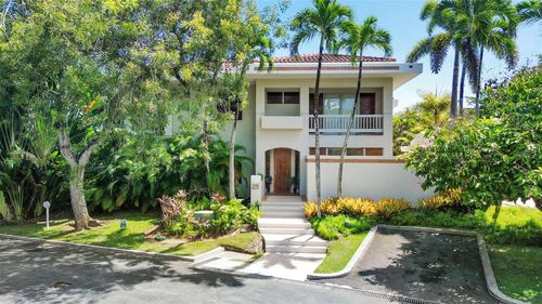 25-25 Fairways Village Dr, DORADO, PR, 00646-2269 | Card Image