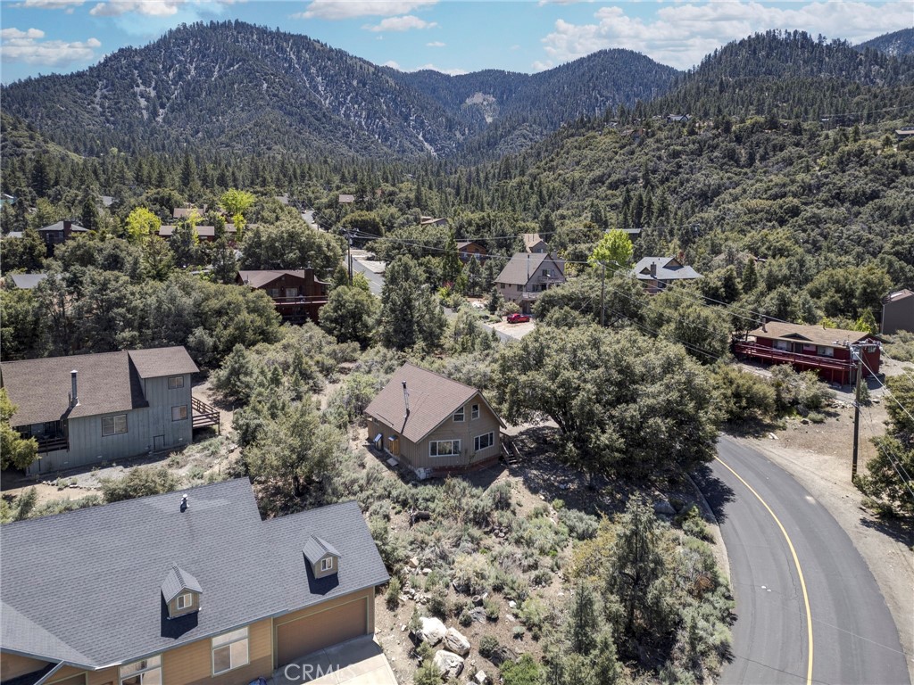 Residential in Pine Mountain Club 2