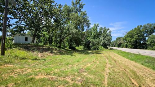 6454 E Us Highway 79, Buffalo, TX, 75831-6212 | Card Image