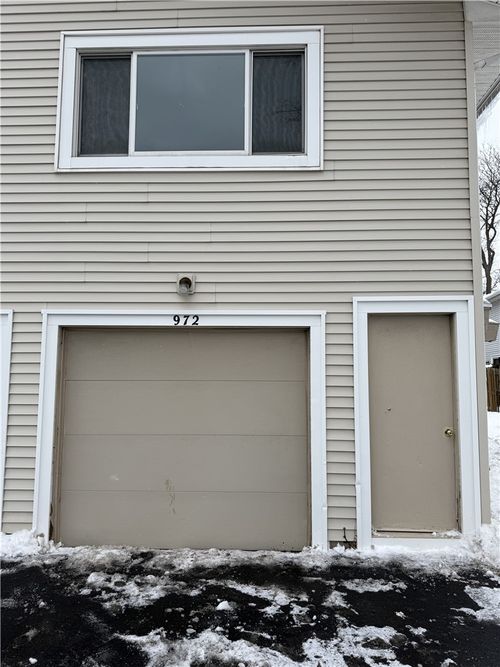 972 Eastbrooke Ln, Rochester, NY, 14618-5202 | Card Image