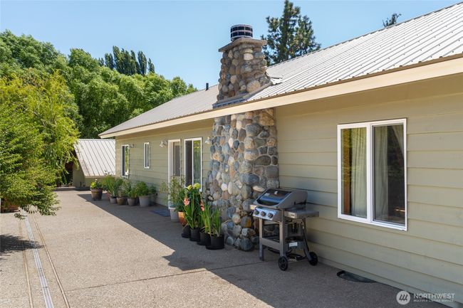 3613 Mcmullan Rd, Home with 3 bedrooms, 3 bathrooms and 6 parking in Wenatchee WA | Image 38
