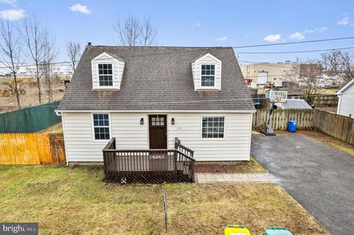 29 3rd, MORRISVILLE, PA, 19067 | Card Image