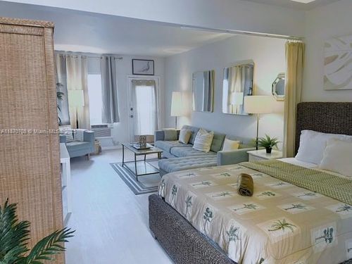 apt-28-1050 Pennsylvania Ave, Miami Beach, FL, 33139-4909 | Card Image
