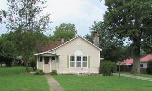 726 S Cherokee St, Grove, OK, 74344-2959 | Card Image
