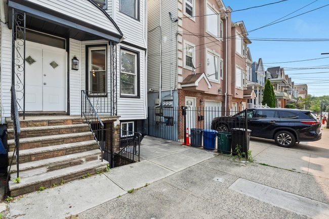 48 Armstrong Ave, House other with 4 bedrooms, 3 bathrooms and null parking in Jersey City NJ | Image 31