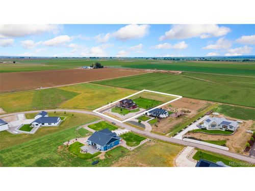 9260 Meadow Farms Dr, Milliken, CO, 80543-8904 | Card Image