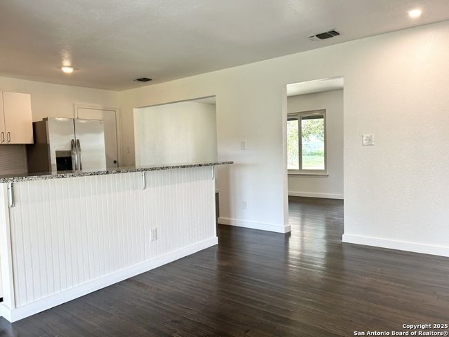 12116 Loop 107, House other with 3 bedrooms, 2 bathrooms and null parking in Adkins TX | Image 21