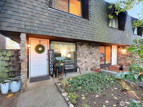 unit-a-20620 76th Ave W, Edmonds, WA, 98026-6810 | Card Image