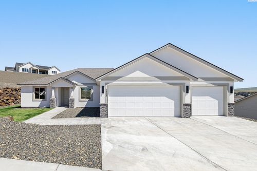 2903 S Osborne St, Kennewick, WA, 99338-1744 | Card Image