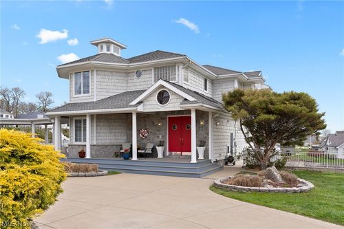 4009 S Woodcliff Dr, Marblehead, OH, 43440-3052 | Card Image