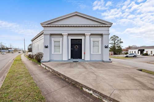 3325 N Jackson Hwy, Sheffield, AL, 35660 | Card Image