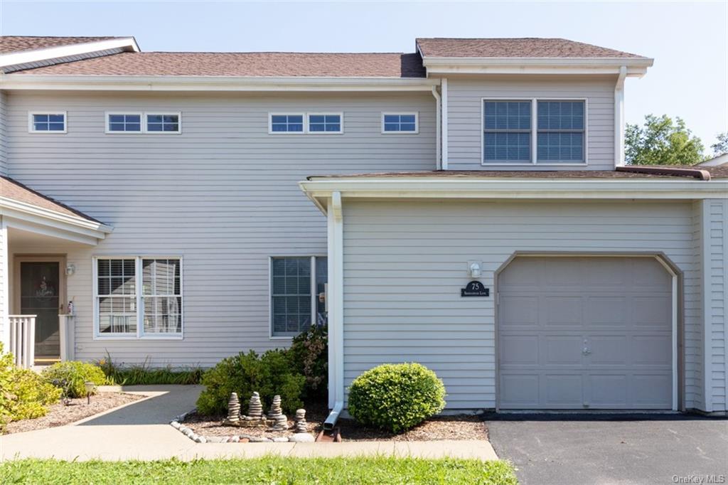 Sandalwood Ln, Rhinebeck, NY 12572