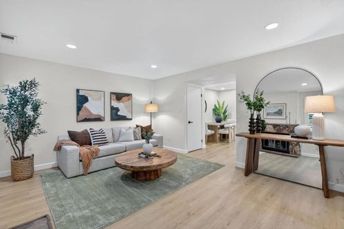 3513 Ivalynn Cir, San Jose, CA, 95132-2449 | Card Image