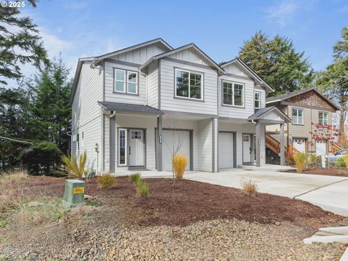 1455 Se Marine Ave, Lincoln City, OR, 97367 | Card Image