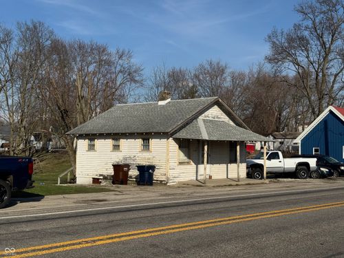 7108 W Us Highway 52, Arlington, IN, 46104-9409 | Card Image