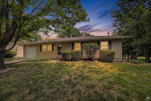 1900 Dogwood Drive, Manhattan, KS, 66502 | Card Image