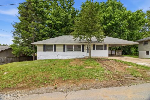 2858 Ashley St, Kingsport, TN, 37664-3840 | Card Image
