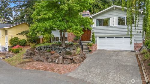 103 Nw 171st St, Shoreline, WA, 98177-3612 | Card Image