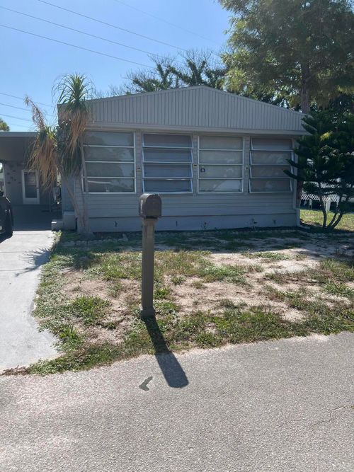 3 Margarita Ln, Port St Lucie, FL, 34952-2810 | Card Image