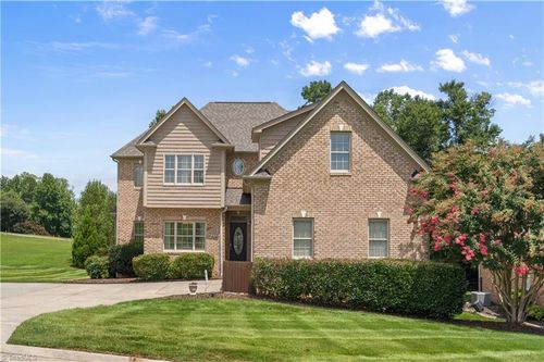 213 Red Hawk Ln, Winston-Salem, NC, 27107-6036 | Card Image