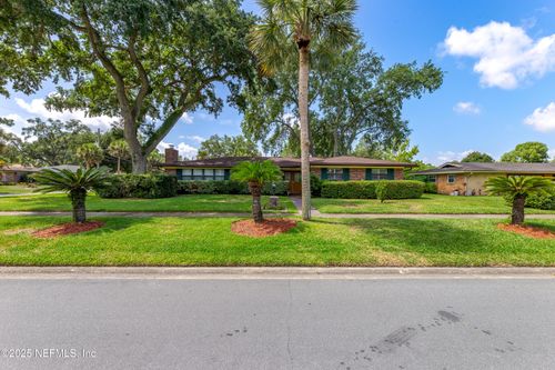 8178 Messina Dr, Jacksonville, FL, 32211-5022 | Card Image