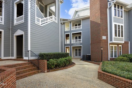 302-1081 Wirewood Drive, Raleigh, NC, 27605 | Card Image