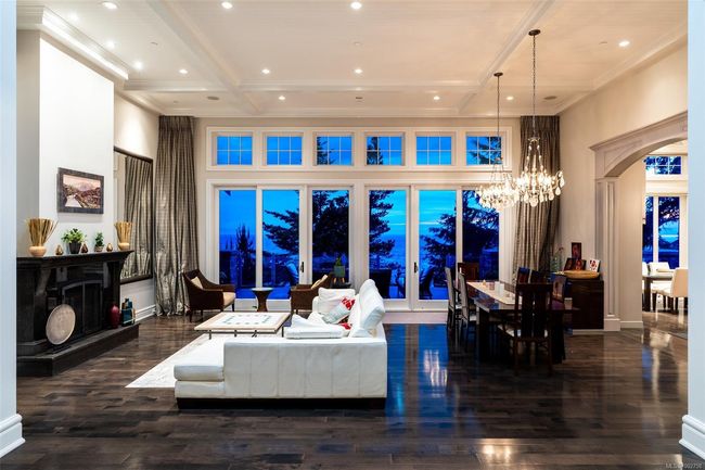 1050 Roxview Crt, House other with 4 bedrooms, 6 bathrooms and 3 parking in Sooke BC | Image 18
