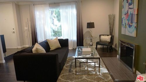 7-5644 Etiwanda Ave, Tarzana, CA, 91356 | Card Image