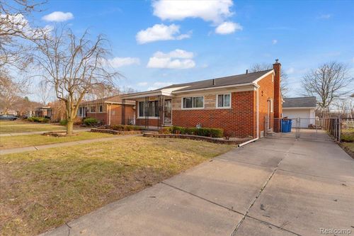 25615 Tireman St, Dearborn Heights, MI, 48127-1129 | Card Image