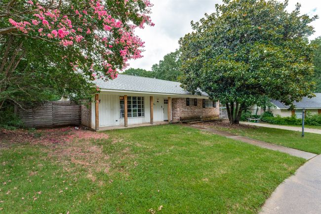 1001 Windsor Dr, House other with 3 bedrooms, 2 bathrooms and null parking in Sherman TX | Image 21