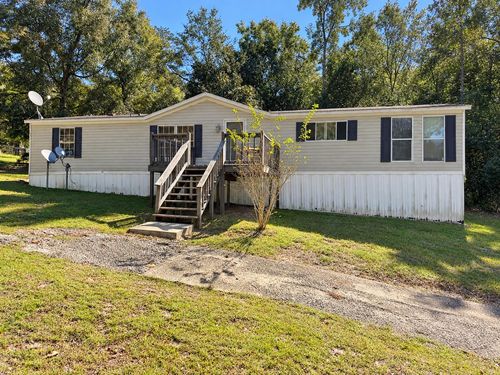 920 Forest Cir N, Havana, FL, 32333-3513 | Card Image