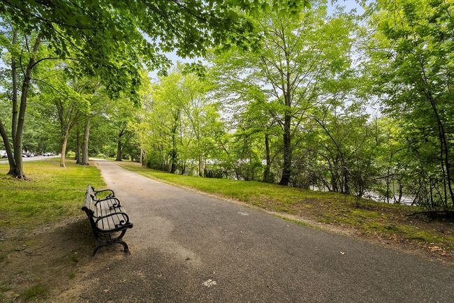 APT-220 - 99 Pond Ave, Condo with 2 bedrooms, 2 bathrooms and null parking in Brookline MA | Image 23