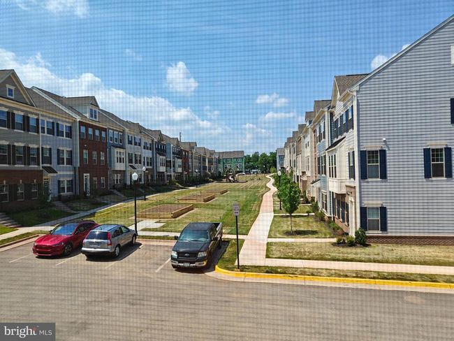 9409 Barnes Loop, Townhouse with 3 bedrooms, 4 bathrooms and null parking in MANASSAS VA | Image 38