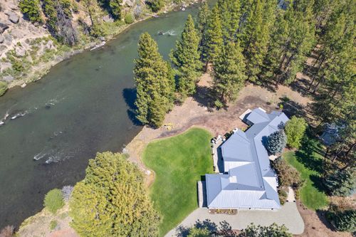 18880 Baker Road, Bend, OR, 97702 | Card Image