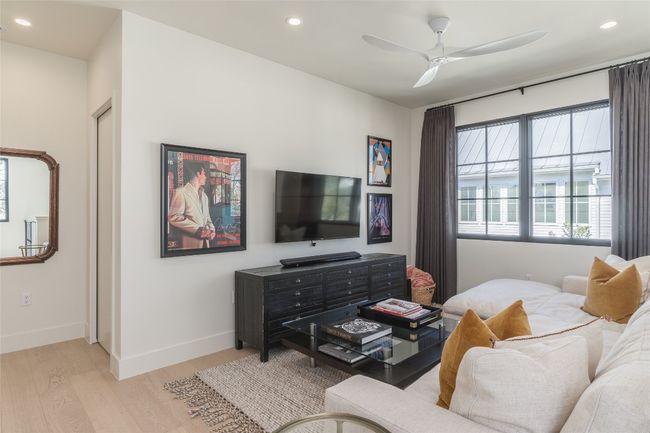 1702 Bauerle Ave, House other with 4 bedrooms, 3 bathrooms and 2 parking in Austin TX | Image 24
