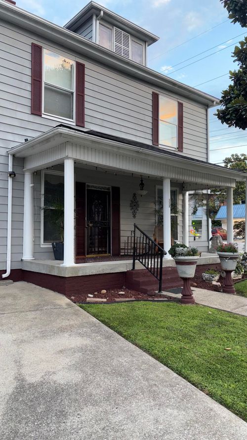 338 N 2nd St, Richmond, KY, 40475-1772 | Card Image