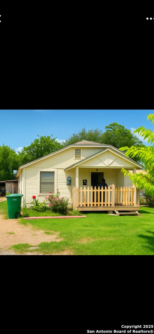 1308 Julius St, Victoria, TX, 77901-1602 | Card Image