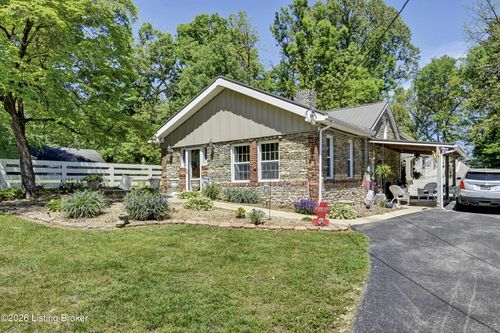 5217 Maple Spring Dr, Louisville, KY, 40229-2133 | Card Image