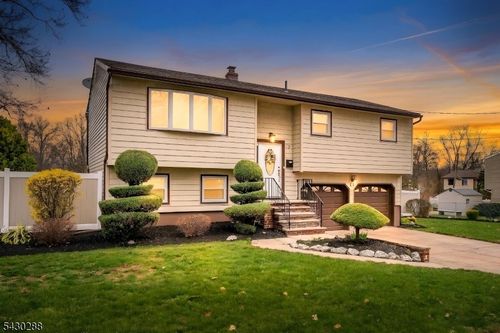 63 Arden St, Somerset, NJ, 08873-3000 | Card Image