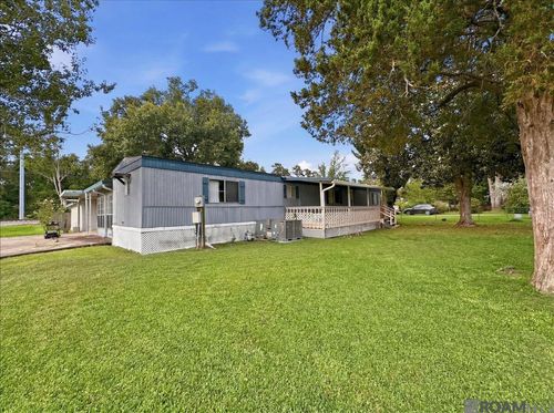 11201 Juniper St, Denham Springs, LA, 70726 | Card Image