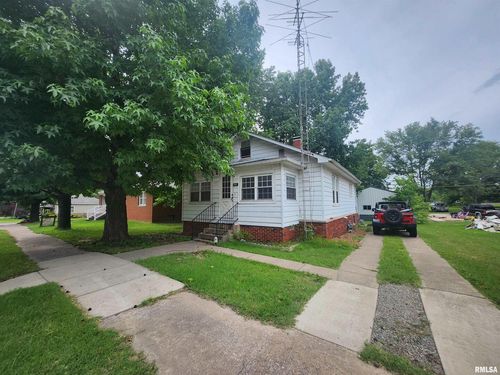 808 W Pine St, Percy, IL, 62272-1206 | Card Image