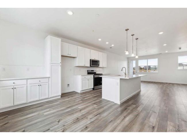 6804 Merseyside Ln, Townhouse with 3 bedrooms, 3 bathrooms and null parking in Castle Pines CO | Image 8