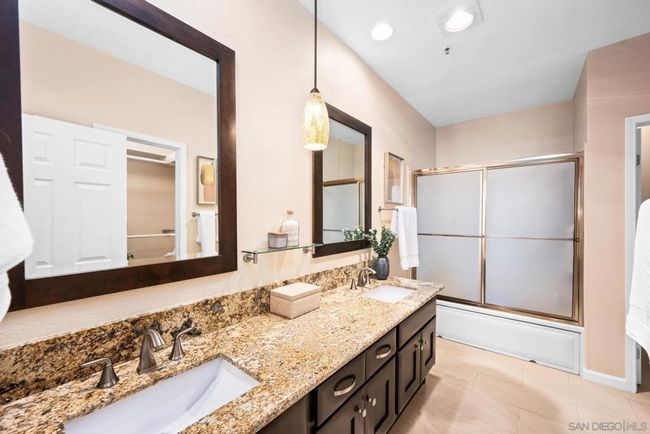APT-3402 - 5865 Friars Rd, Condo with 2 bedrooms, 2 bathrooms and 2 parking in San Diego CA | Image 25
