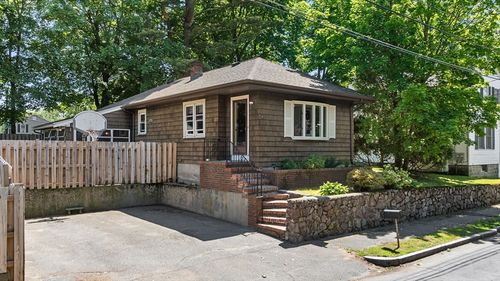 15 Quannapowitt Ave, Wakefield, MA, 01880 | Card Image