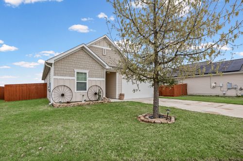 19408 Mary Ozburn Pl, Manor, TX, 78653-2046 | Card Image