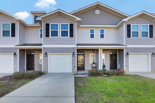 151 Iron Horse Dr E, Crestview, FL, 32539-4367 | Card Image