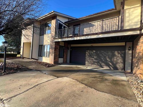 apt-a-1140 Cherry Hills Dr, Newton, IA, 50208-4301 | Card Image