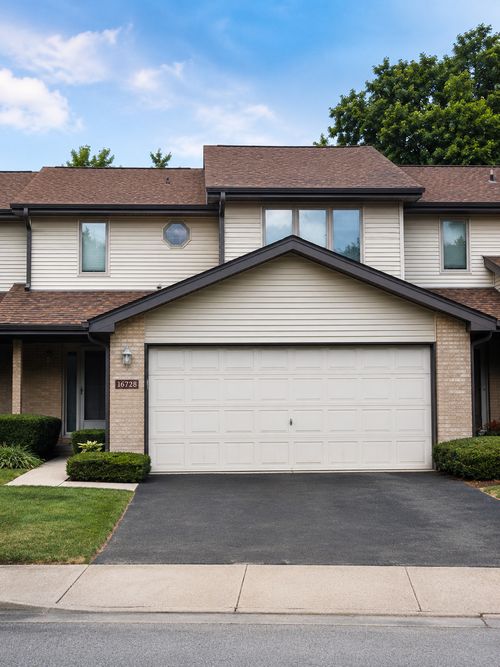 16728 Sheridans Trl, Orland Park, IL, 60467-5494 | Card Image