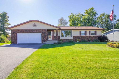 532 Santa Maria Drive, Arlington, WI, 53911 | Card Image